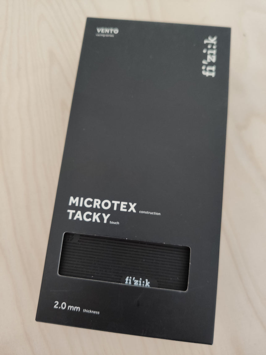 Fizik Vento Tacky Touch Microtex Lenkerband - schwarz