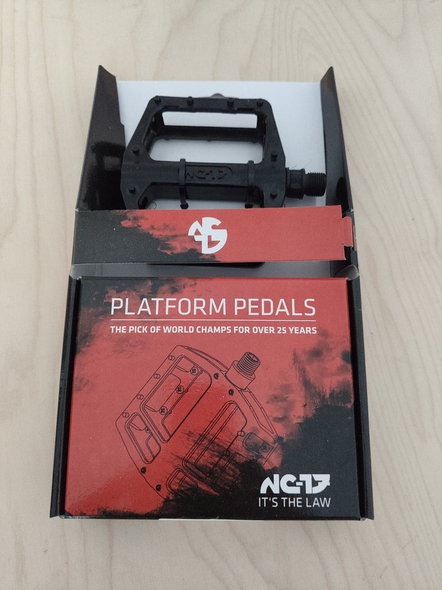 NC-17 STD Zero Pro Plattform Pedal - schwarz